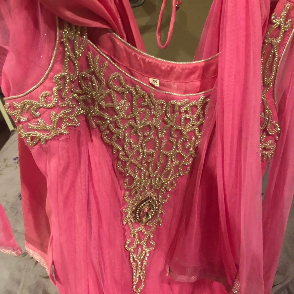 Salwar suit